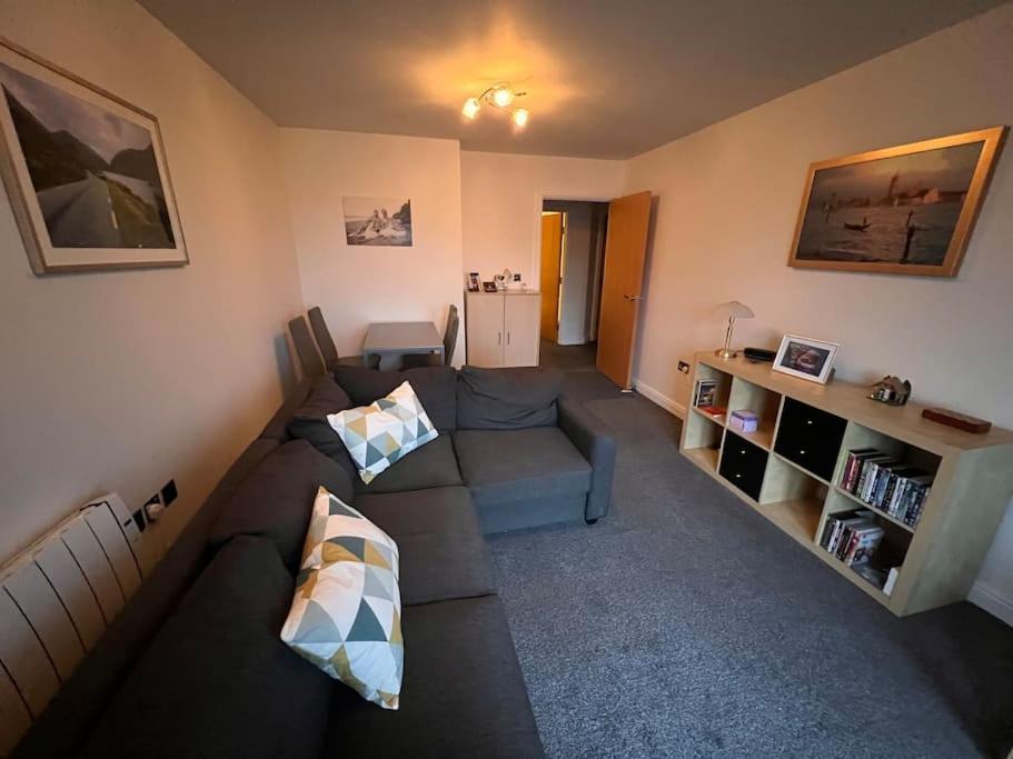 Lincoln View Sleeps 4 Balcony Self Check-In Apartment ภายนอก รูปภาพ