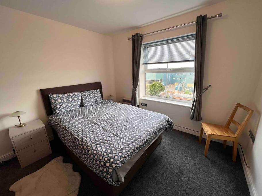 Lincoln View Sleeps 4 Balcony Self Check-In Apartment ภายนอก รูปภาพ